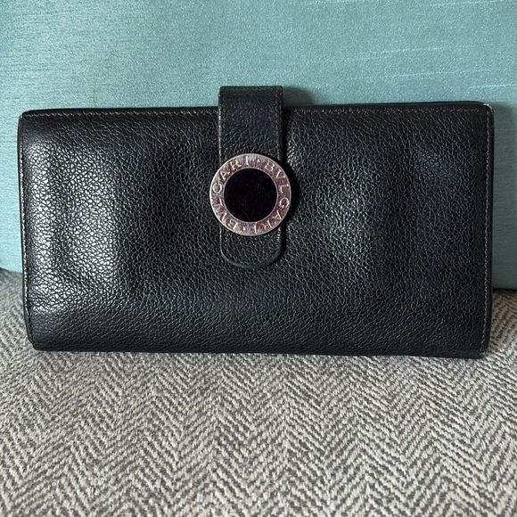 BVLGARI Wallet - Picture 2 of 15